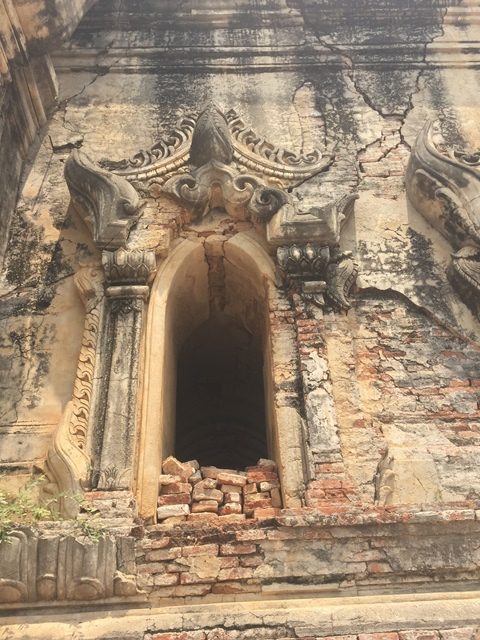 Innwa abandonné Mandalay