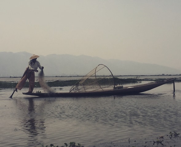 Pecheurs au lac Inle Myanmar