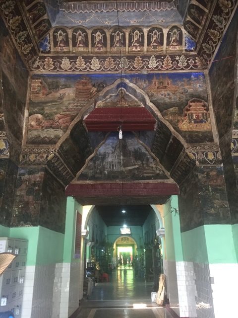 Le Temple Mahamuni Mandalay Birmanie